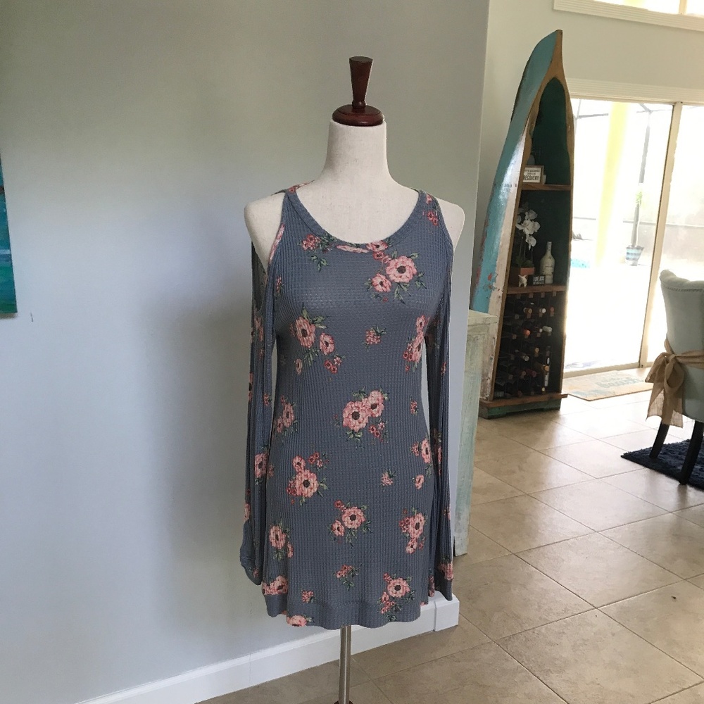 Boho Open Shoulder Long Sleeve Top Medium